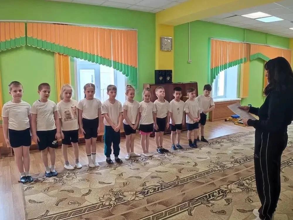 img 0